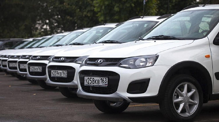 АВТОВАЗ задерживает старт продаж псевдокроссоверов Lada Kalina Cross и Largus Cross