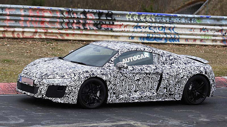 Новую Audi R8 вывели на испытания на Нюрбургринг Новую Audi R8 вывели на испытания на Нюрбургринг