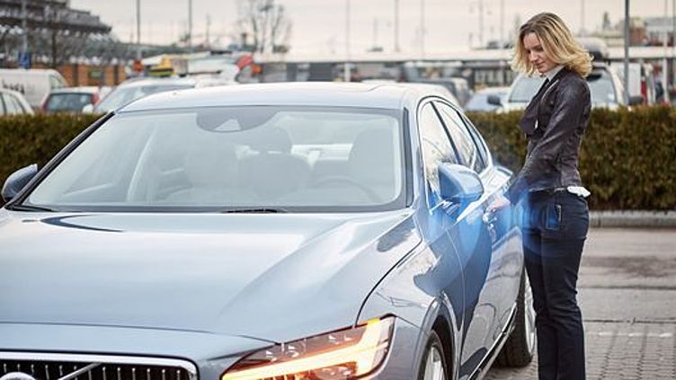 Volvo отказывается от привычных ключей Volvo отказывается от привычных ключей