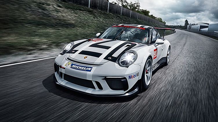 Кубковый Porsche 911 стал мощнее Кубковый Porsche 911 стал мощнее