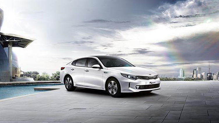Kia Optima превратили в гибрид Kia Optima превратили в гибрид