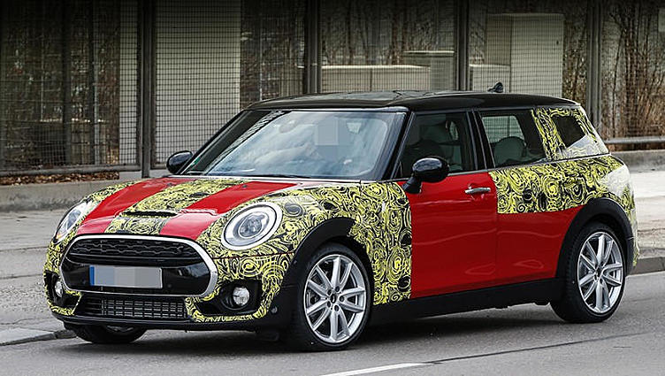 Универсал Mini Clubman сбросил большую часть камуфляжа