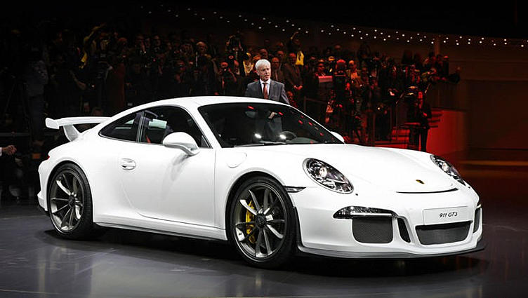 К 50-летию Porsche 911 представлена версия GT3 К 50-летию Porsche 911 представлена версия GT3