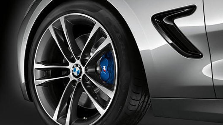 Самый маленький спорткар BMW станет мощнее Самый маленький спорткар BMW станет мощнее