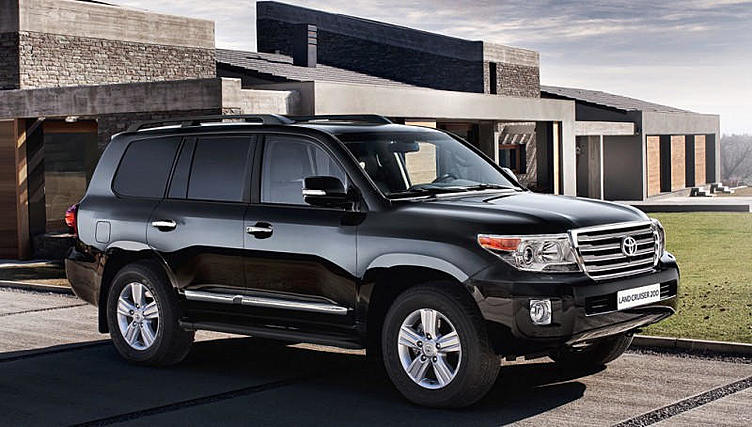 Toyota подстроилась под налог на роскошь - Land Cruiser подешевел до 2,99 млн