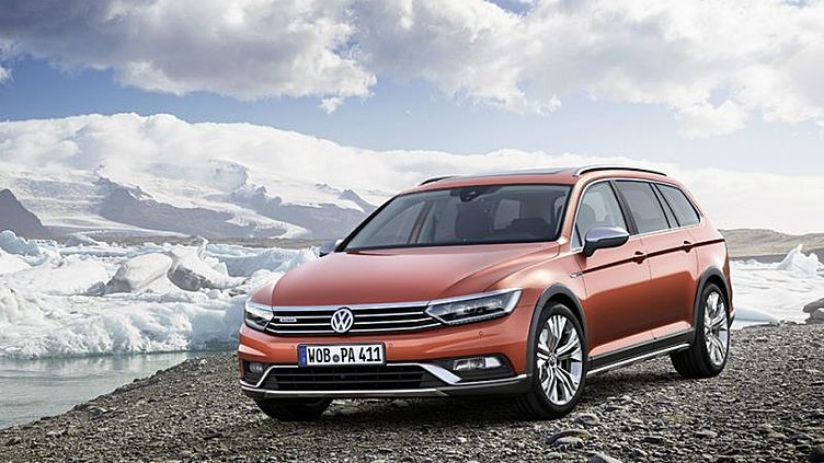 Volkswagen назвал рублевые цены на универсал Passat Volkswagen назвал рублевые цены на универсал Passat