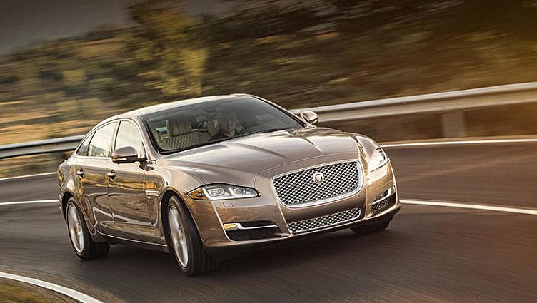 Россияне получат обновлённый Jaguar XJ весной будущего года Россияне получат обновлённый Jaguar XJ весной будущего года