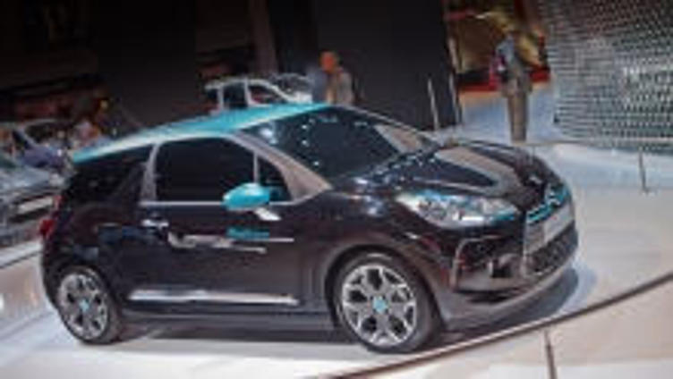Французы представили концепт Citroen DS3 Electrum Французы представили концепт Citroen DS3 Electrum