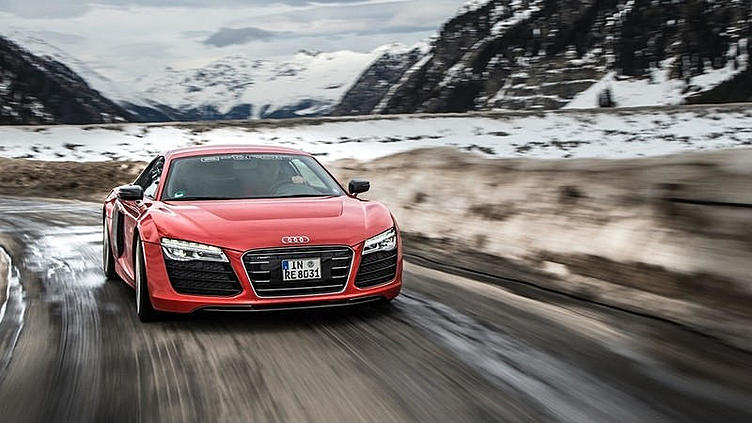 Audi сделал электрический R8 выносливее и готовит его к конвейеру Audi сделал электрический R8 выносливее и готовит его к конвейеру