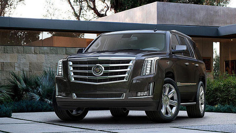 Новый Cadillac Escalade стал внедорожным лимузином Новый Cadillac Escalade стал внедорожным лимузином