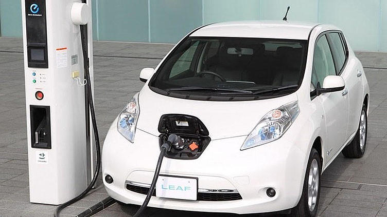 Nissan собирается выпускать сразу пять электромобилей Nissan собирается выпускать сразу пять электромобилей