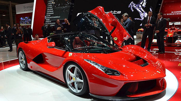 Райкконен или Алонсо получат суперкар LaFerrari за победу в F1 Райкконен или Алонсо получат суперкар LaFerrari за победу в F1