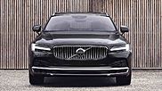 Volvo обновила седан S90 и универсал V90