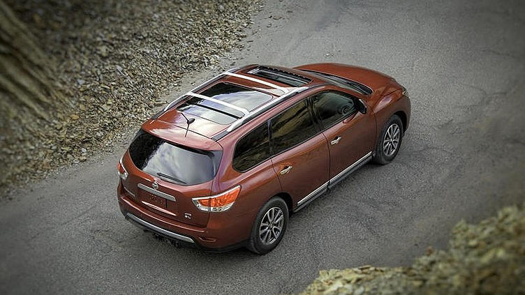 Nissan превратит Pathfinder в гибридный кроссовер