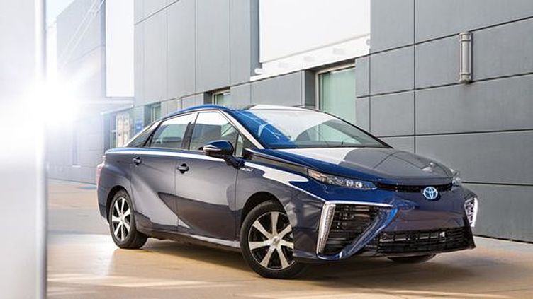 Водородная Toyota Mirai отправится покорять север Водородная Toyota Mirai отправится покорять север