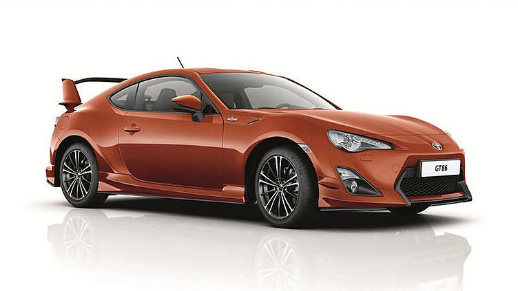 Инженеры Toyota тайком делали из GT86 машину для перевозки собак