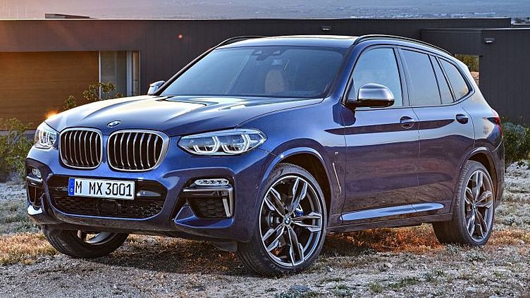 У BMW X3 появились ключ с дисплеем и «заряженная» версия У BMW X3 появились ключ с дисплеем и «заряженная» версия