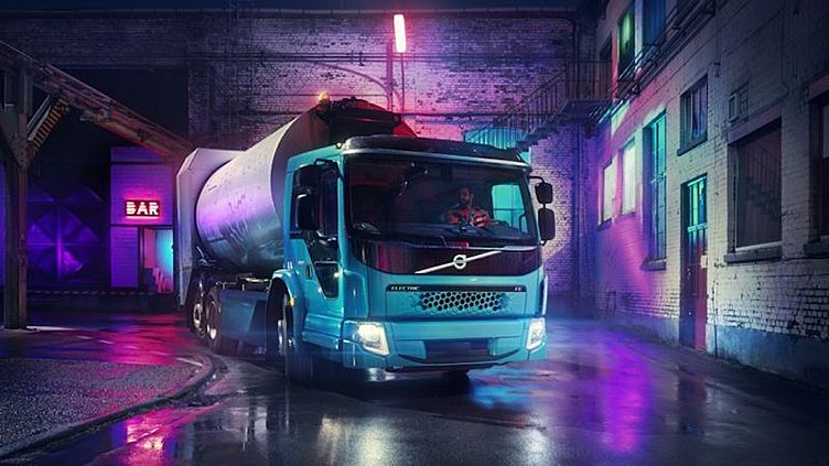 У Volvo появился второй бесшумный и безвредный грузовик У Volvo появился второй бесшумный и безвредный грузовик