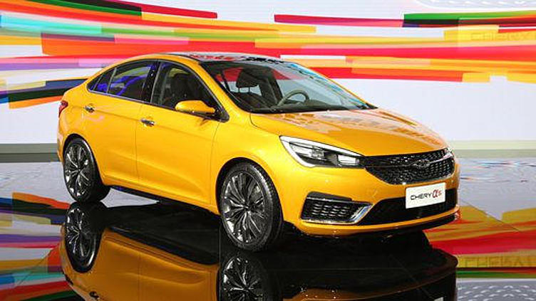 Китайцы из Chery показали свой новый седан Китайцы из Chery показали свой новый седан