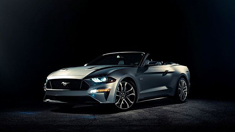 Ford обновил кабриолет Mustang Ford обновил кабриолет Mustang