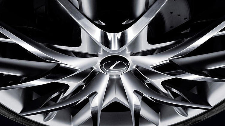 Lexus готовит новый IS к автосалону в Детройте Lexus готовит новый IS к автосалону в Детройте