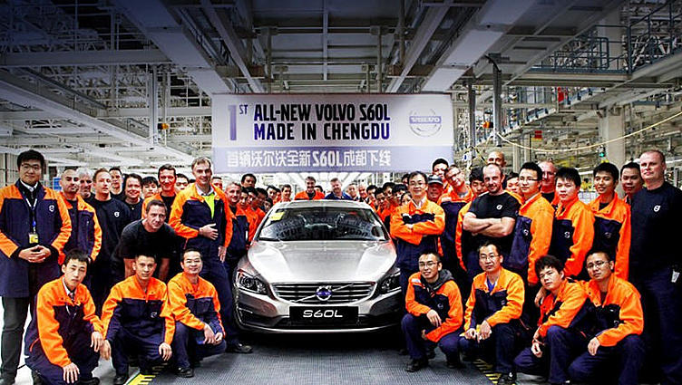 Началось производство длиннобазного седана Volvo S60 Началось производство длиннобазного седана Volvo S60