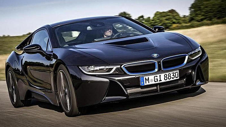 BMW показала спортгибрид i8 за 124 тысячи евро BMW показала спортгибрид i8 за 124 тысячи евро