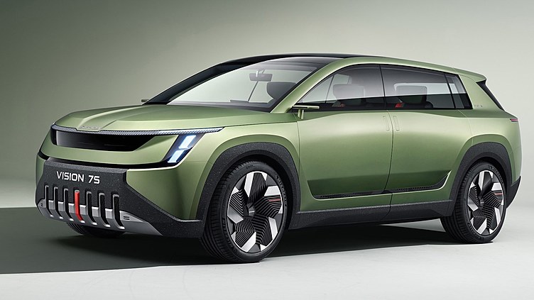 Кроссовер Vision 7S примерил новый стиль и логотип Skoda