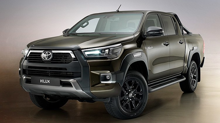 Обновленный Toyota Hilux доступен для заказа в России Обновленный Toyota Hilux доступен для заказа в России