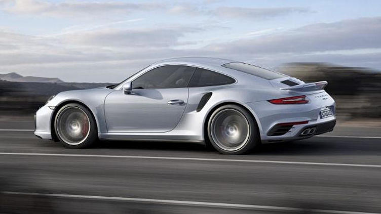 Porsche отзывает в России автомобили Porsche 911 Carrera
