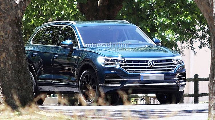 Новый Volkswagen Touareg - первые фотографии Новый Volkswagen Touareg - первые фотографии