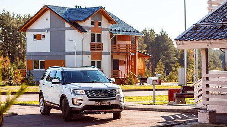 В России стартуют продажи нового Ford Explorer