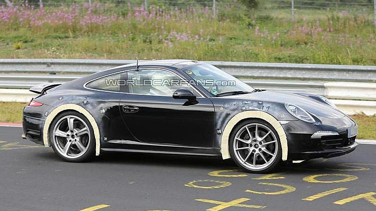 Porsche планирует новую модификацию 911 Porsche планирует новую модификацию 911