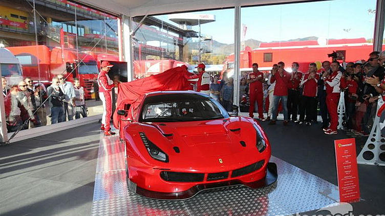 Компания Ferrari выпустила гоночные версии купе 488 GTB Компания Ferrari выпустила гоночные версии купе 488 GTB