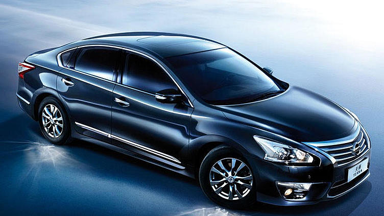 Продажи нового поколения Nissan Teana начнутся в середине марта Продажи нового поколения Nissan Teana начнутся в середине марта