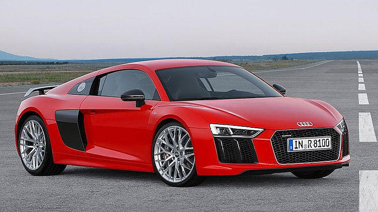Названа рублевая стоимость быстрейшего суперкара Audi Названа рублевая стоимость быстрейшего суперкара Audi