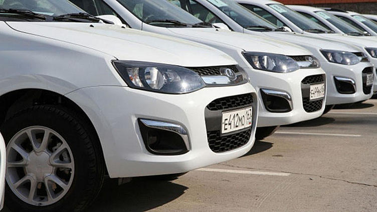 АВТОВАЗ снизил прогноз продаж на 2013 год