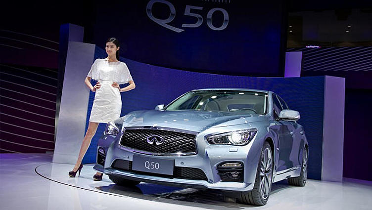 Фирма Infiniti растянула для Китая седан Q50