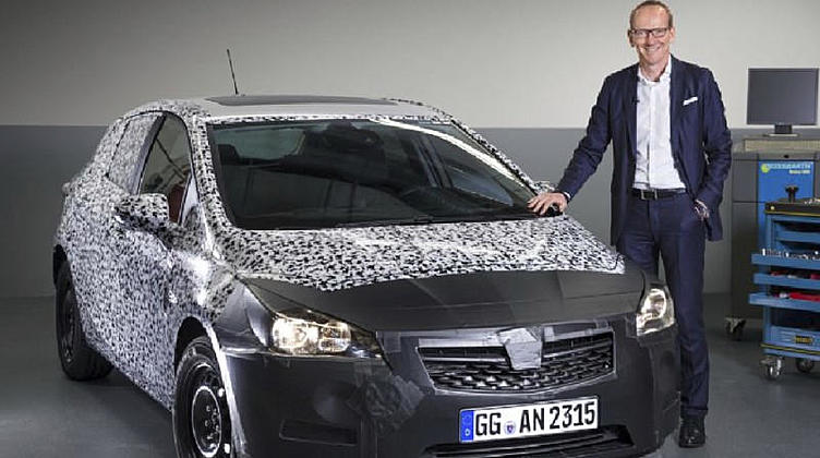 Opel намекнул на новую Astra Opel намекнул на новую Astra