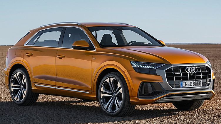 Audi Q8 обзавелся двумя гибридными версиями Audi Q8 обзавелся двумя гибридными версиями