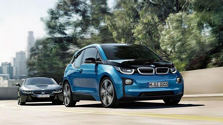 BMW рассчитывает продать 100 тысяч «зеленых» моделей в 2017 году BMW рассчитывает продать 100 тысяч «зеленых» моделей в 2017 году