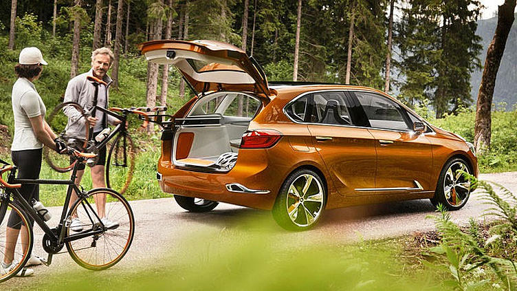 Новый BMW оказался лучшим другом велосипедистов Новый BMW оказался лучшим другом велосипедистов