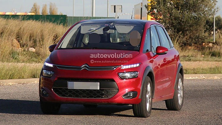 Citroen C4 Picasso может стать псевдокроссовером