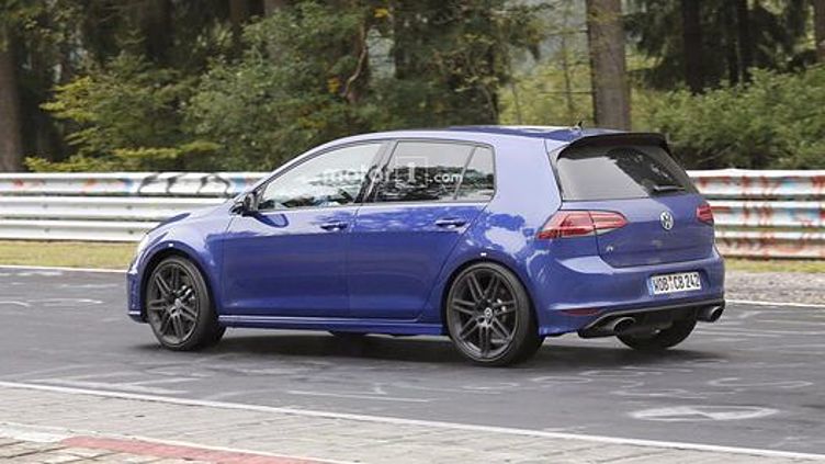 Volkswagen может вернуться к идее самого мощного хэтчбека в мире Volkswagen может вернуться к идее самого мощного хэтчбека в мире