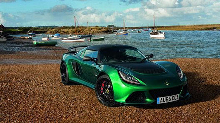 Lotus не планирует отправлять на покой спорткары Elise и Exige