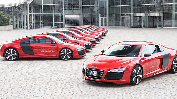 Audi упорствует в своем желании сделать электрическую R8 серийной Audi упорствует в своем желании сделать электрическую R8 серийной