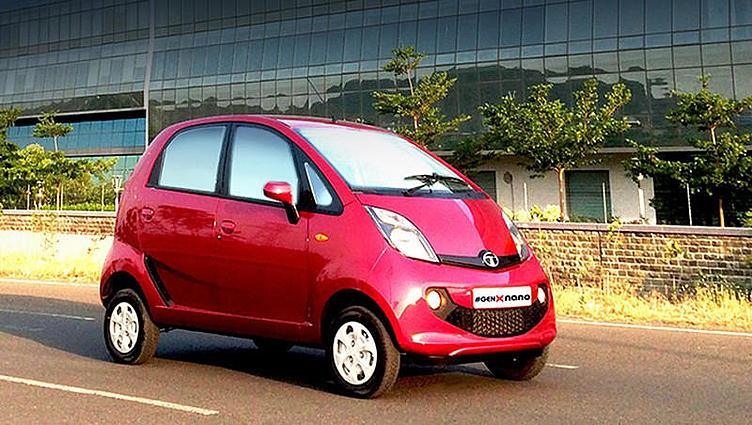 Обновлённый сити-кар Tata Nano обзавёлся «роботом»