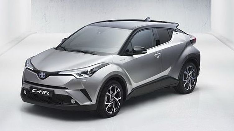 Toyota лишила новый кроссовер радиаторной решетки Toyota лишила новый кроссовер радиаторной решетки
