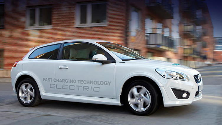 Компания Volvo запустила в лизинг электрокар C30 второй генерации Компания Volvo запустила в лизинг электрокар C30 второй генерации