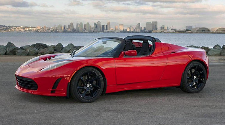 Спорткар от Tesla сможет проезжать в полтора раза больше км Спорткар от Tesla сможет проезжать в полтора раза больше км